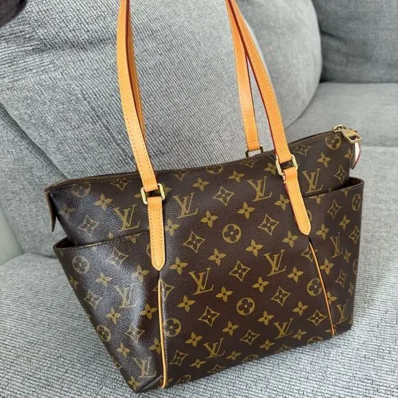 ❤️Louis Vuitton❤️ totally PM in monogram - Picture 12 of 13
